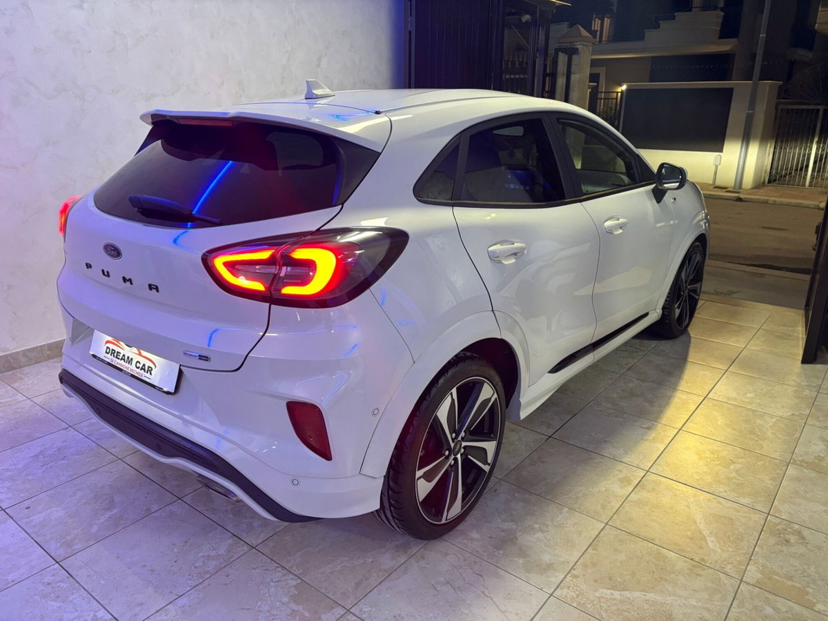 Ford Puma 1.0 EcoBoost Hybrid 155 CV S&S ST-Line X (14)