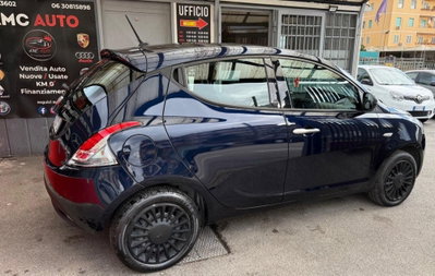 Lancia Ypsilon 1.0 FireFly 5 porte S&S Hybrid Ecochic Silver (10)