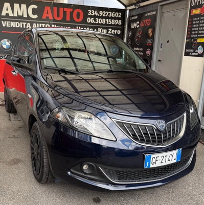 Lancia Ypsilon 1.0 FireFly 5 porte S&S Hybrid Ecochic Silver (4)