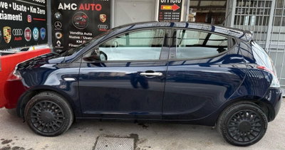 Lancia Ypsilon 1.0 FireFly 5 porte S&S Hybrid Ecochic Silver (5)