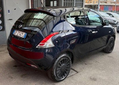 Lancia Ypsilon 1.0 FireFly 5 porte S&S Hybrid Ecochic Silver (9)