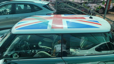 MINI Mini 1.6 16V Cooper (5)
