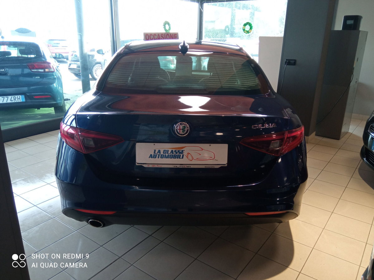 Alfa Romeo Giulia 2.2 Turbodiesel 150 CV Tech Edition (5)