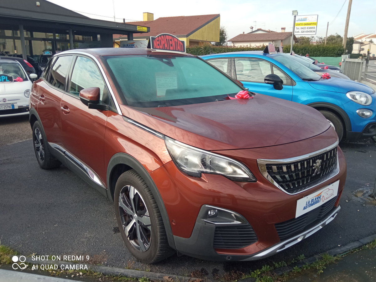 Peugeot 3008 PureTech Turbo 130 S&S EAT8 Allure (2)
