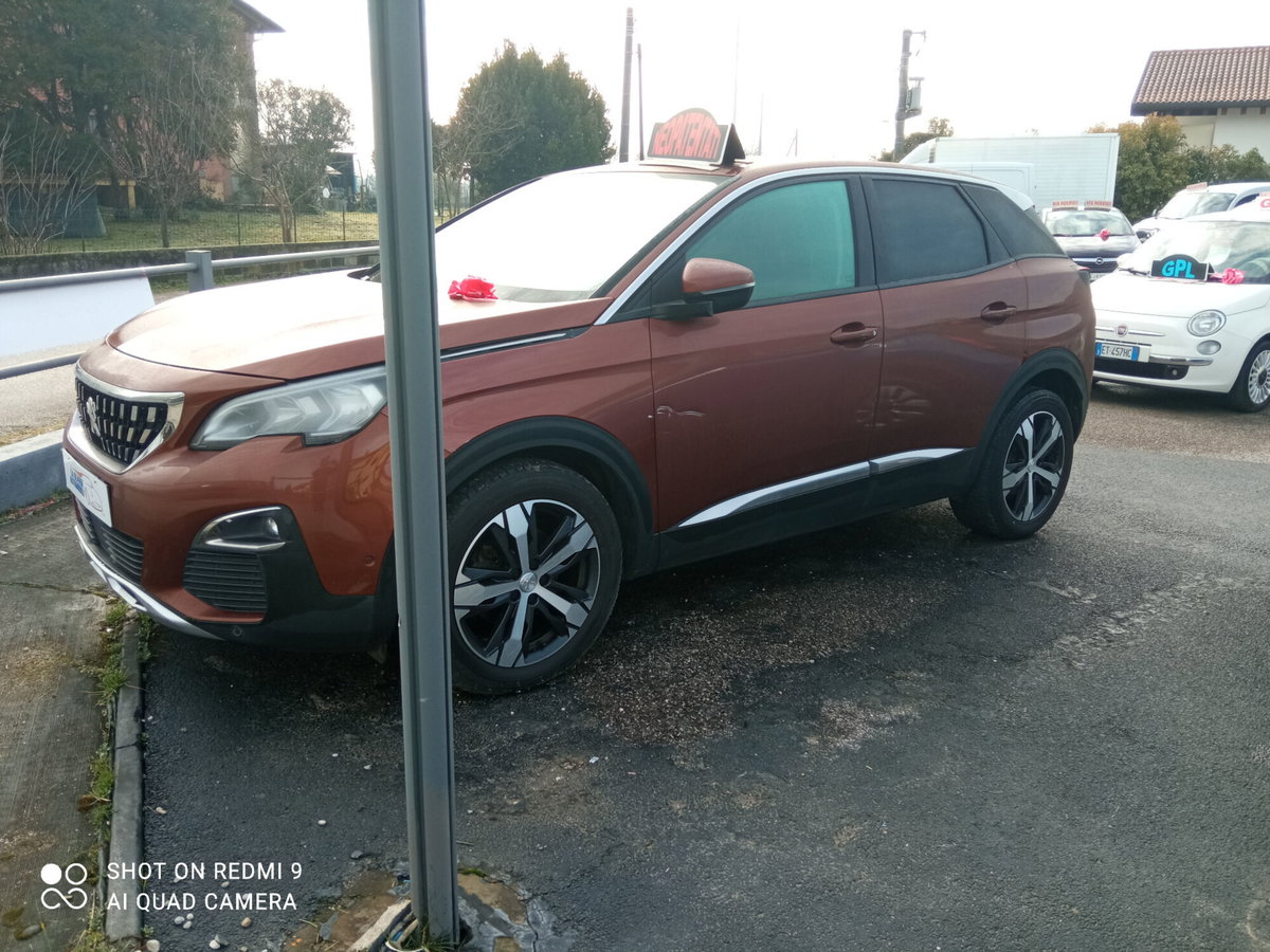 Peugeot 3008 PureTech Turbo 130 S&S EAT8 Allure (9)
