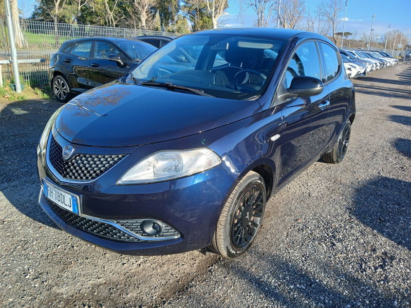 Lancia Ypsilon 1.2 69 CV 5 porte GPL Ecochic Gold