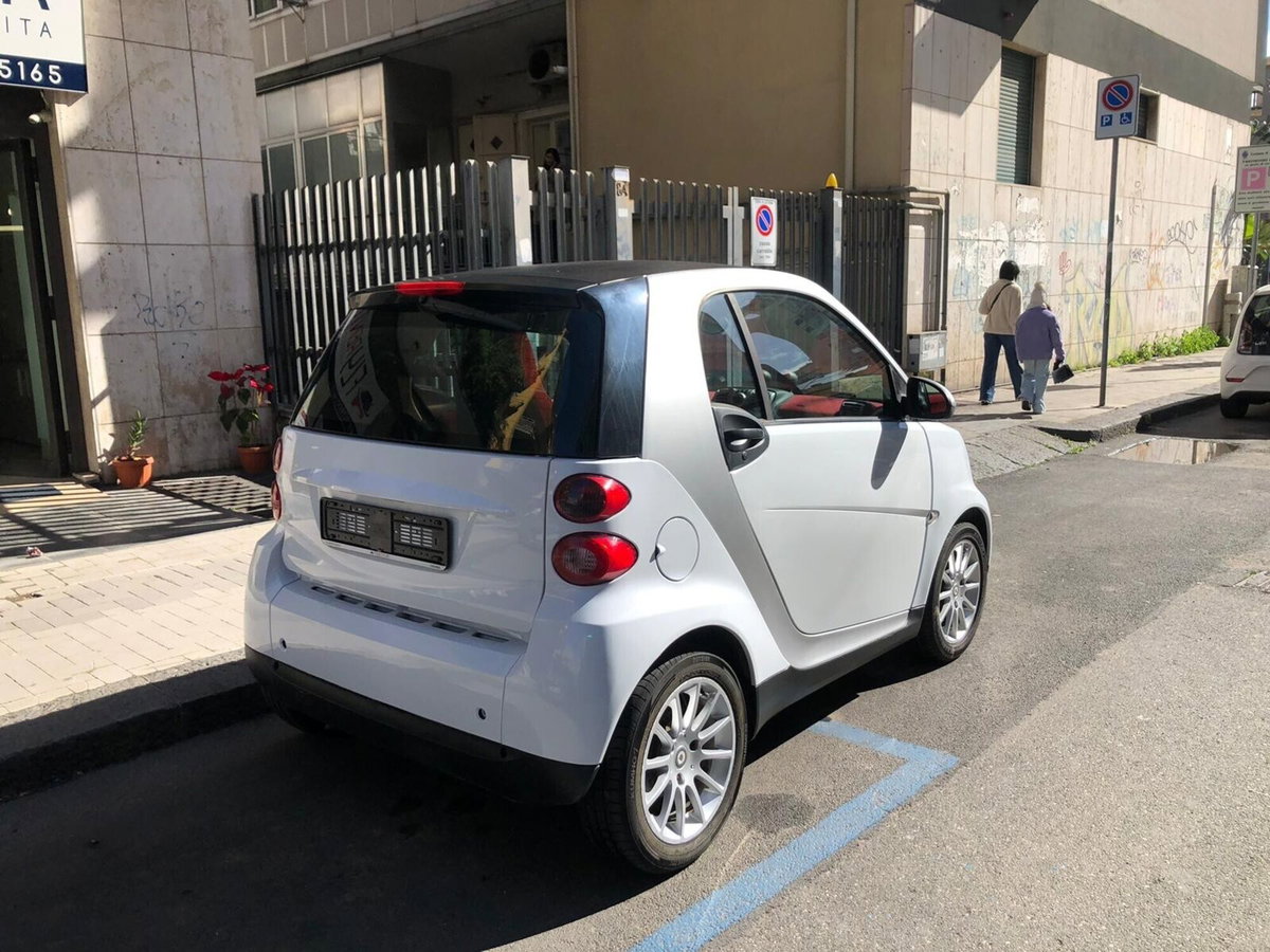 smart Fortwo 800 40 kW coupé passion cdi (5)