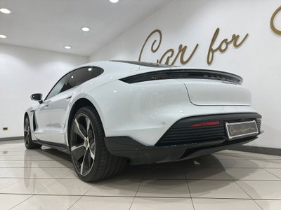 Porsche Taycan 4S Performance (11)