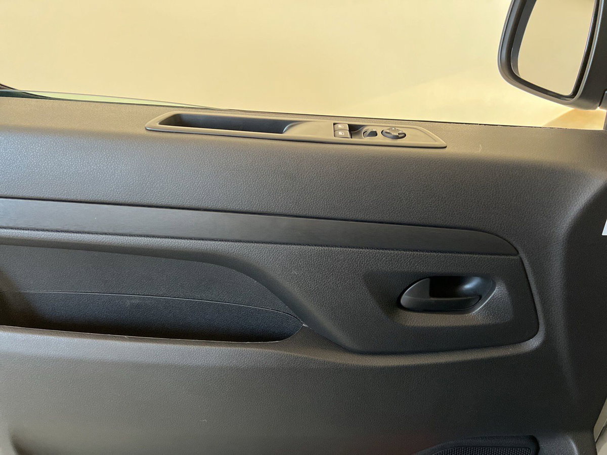 Fiat Scudo Furgone 2.0 BlueHDi 180CV AT8 PL-TN Furgone Lounge (10)