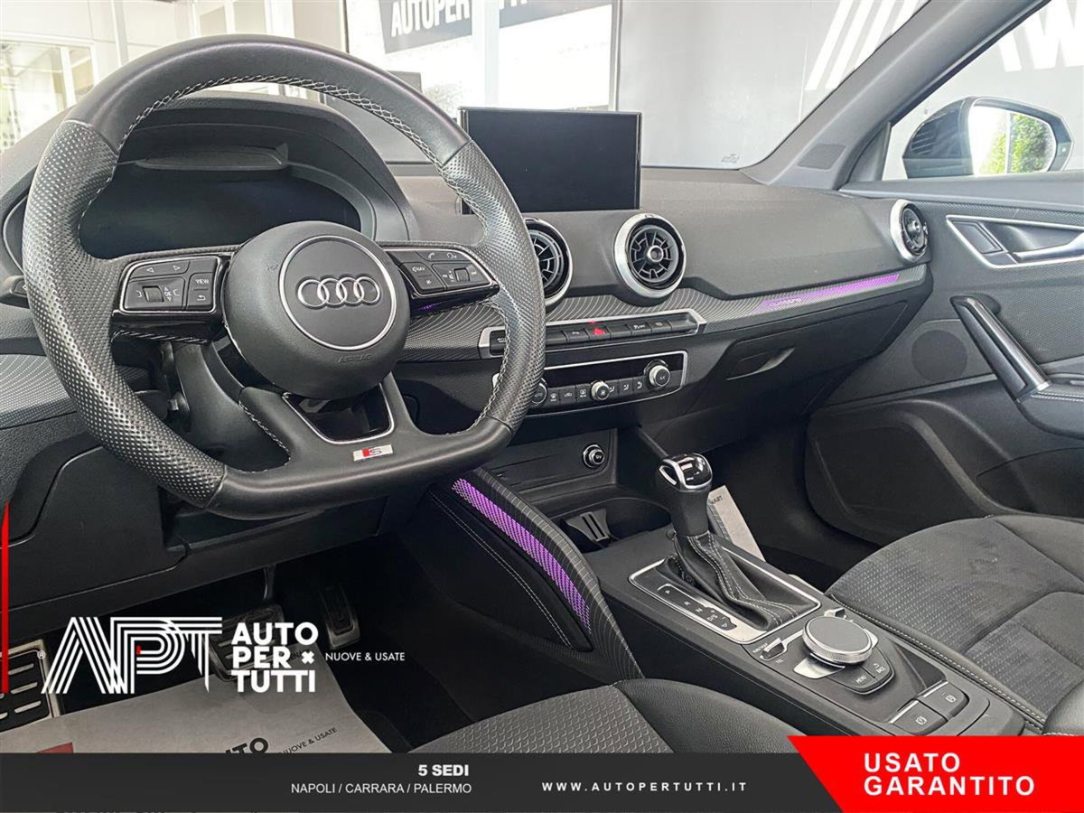 Audi Q2 40 2.0 tfsi Business Advanced quattro s-tronic (11)
