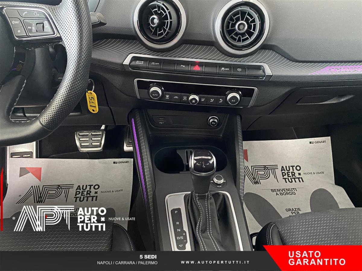 Audi Q2 40 2.0 tfsi Business Advanced quattro s-tronic (14)
