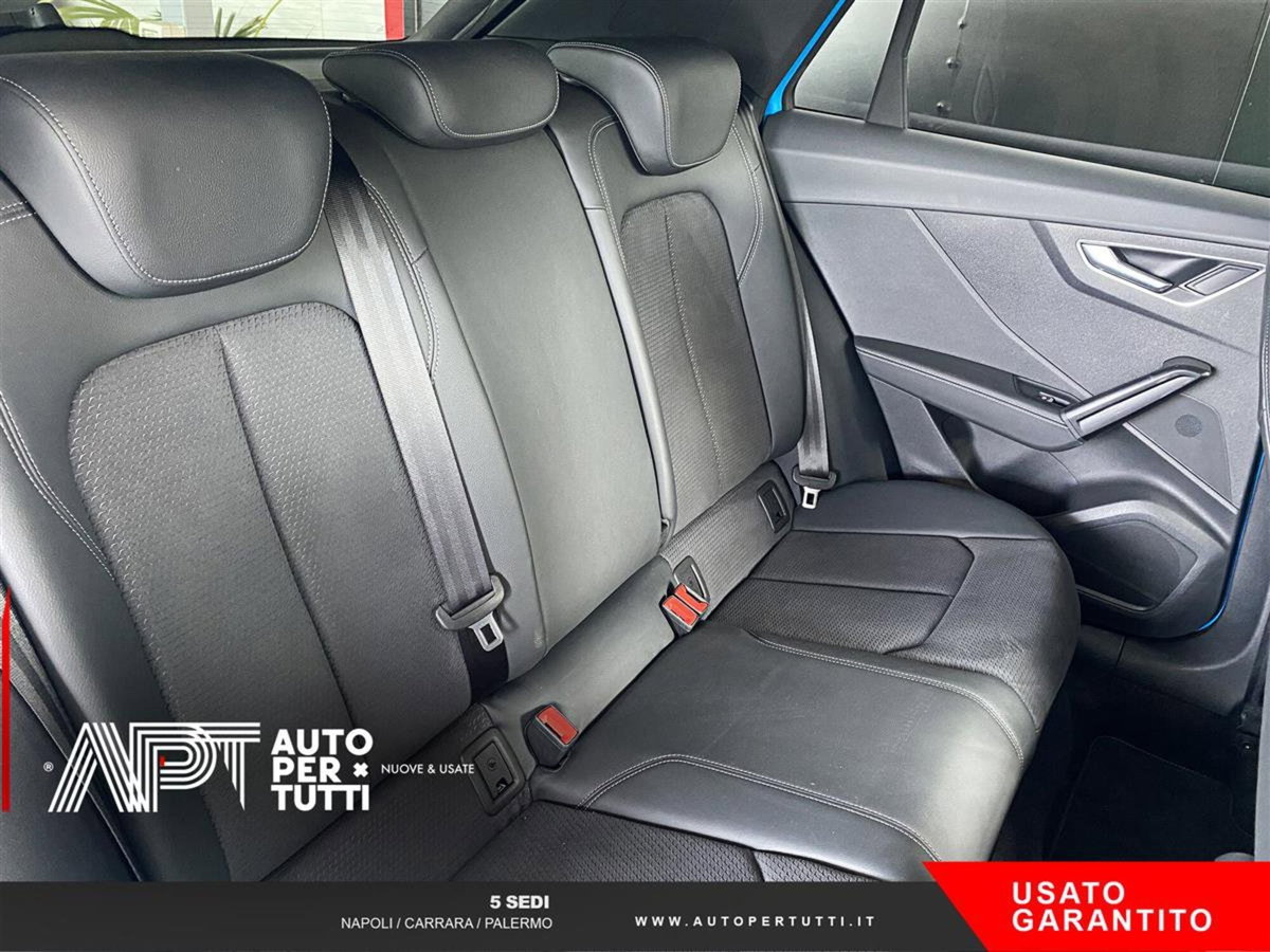 Audi Q2 40 2.0 tfsi Business Advanced quattro s-tronic (15)