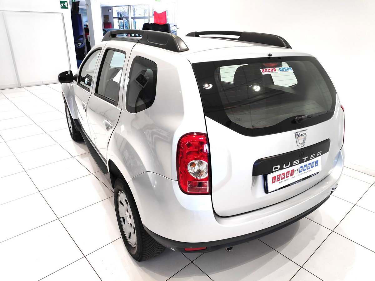 Dacia Duster 1.5 dCi 110CV 4x4 Ambiance (15)