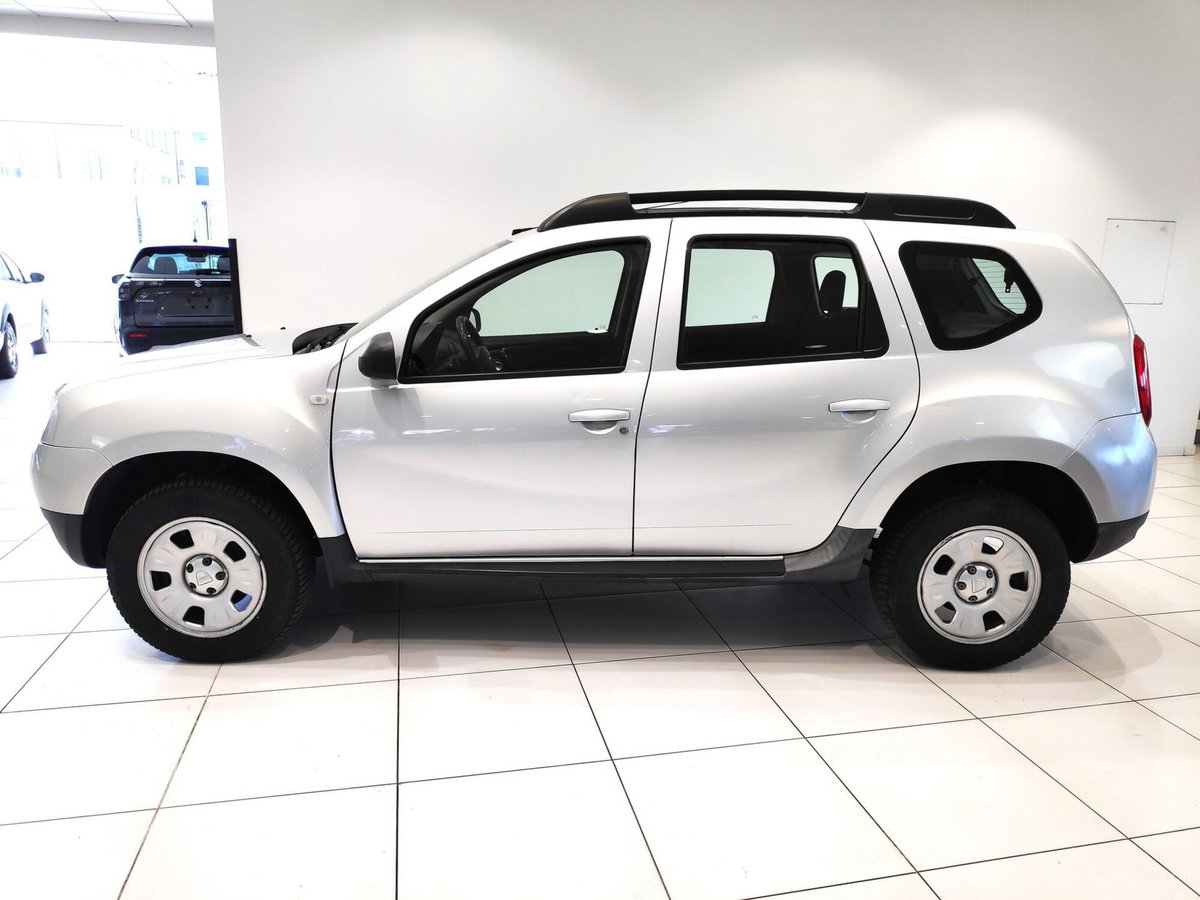 Dacia Duster 1.5 dCi 110CV 4x4 Ambiance (2)