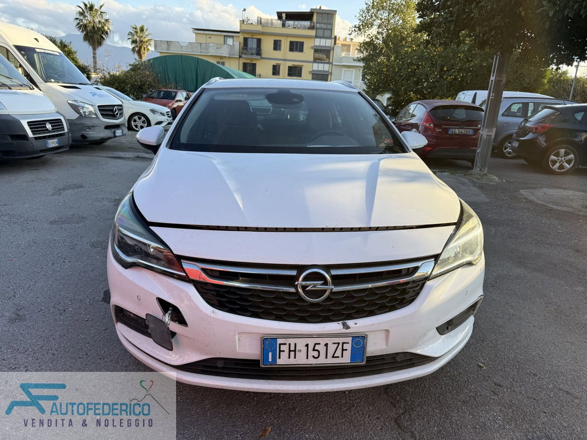 Opel Astra Station Wagon 1.6 CDTi 136CV Start&Stop Sports Innovation (2)