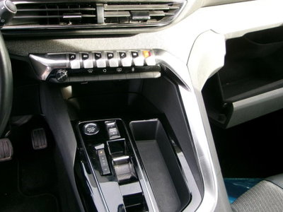 Peugeot 3008 BlueHDi 130 S&S Allure (7)