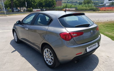 Alfa Romeo Giulietta 1.4 Turbo Distinctive Gpl 120cv E6 (3)