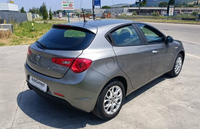 Alfa Romeo Giulietta 1.4 Turbo Distinctive Gpl 120cv E6 (6)