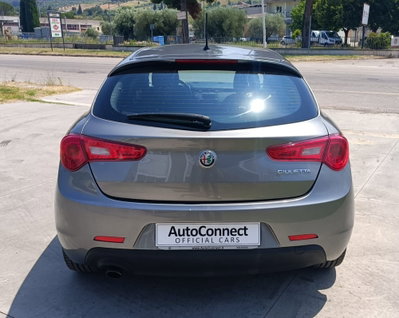Alfa Romeo Giulietta 1.4 Turbo Distinctive Gpl 120cv E6 (7)