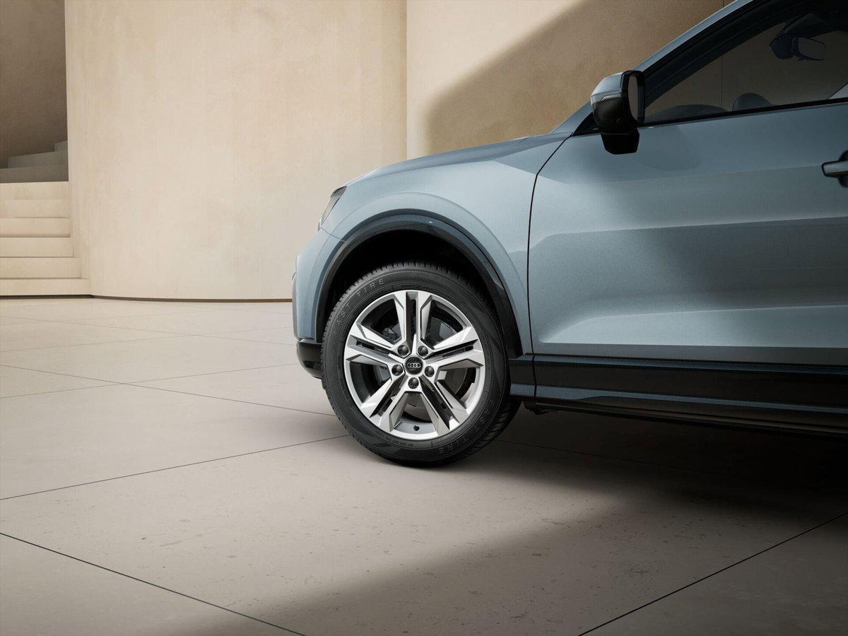 Audi Q2 Q2 30 TFSI Business (6)