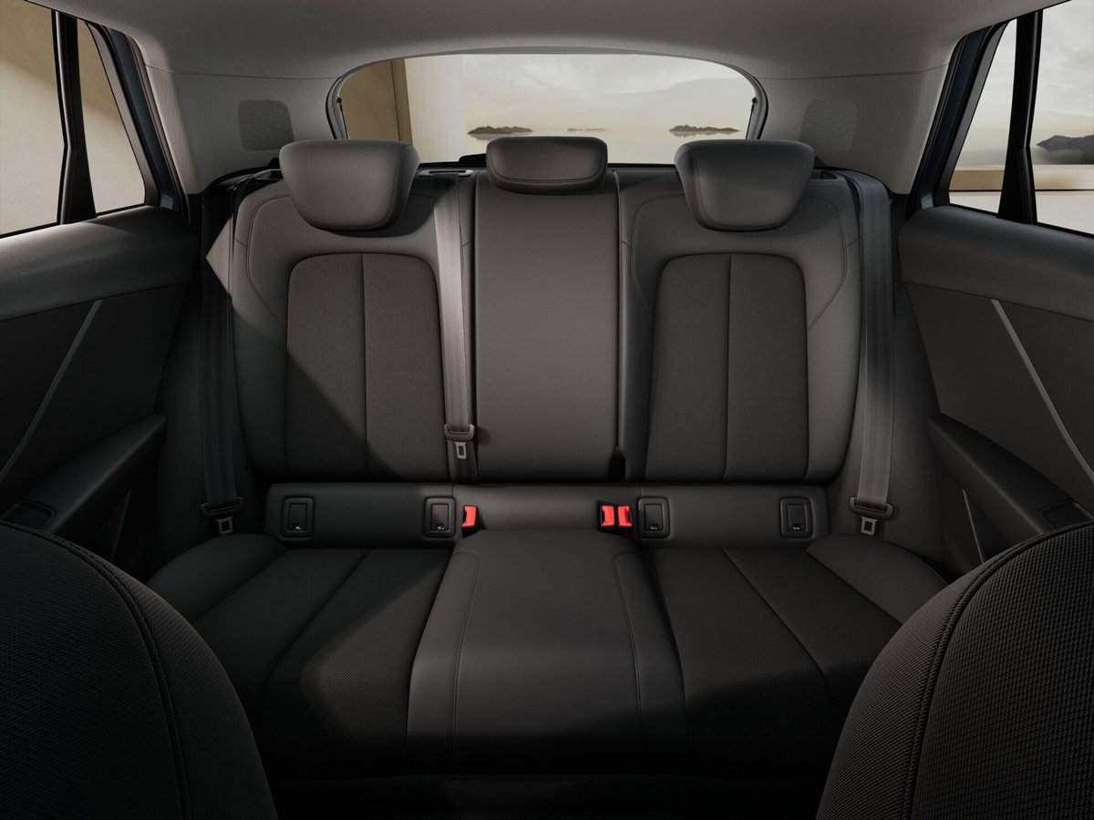Audi Q2 Q2 30 TFSI Business (9)