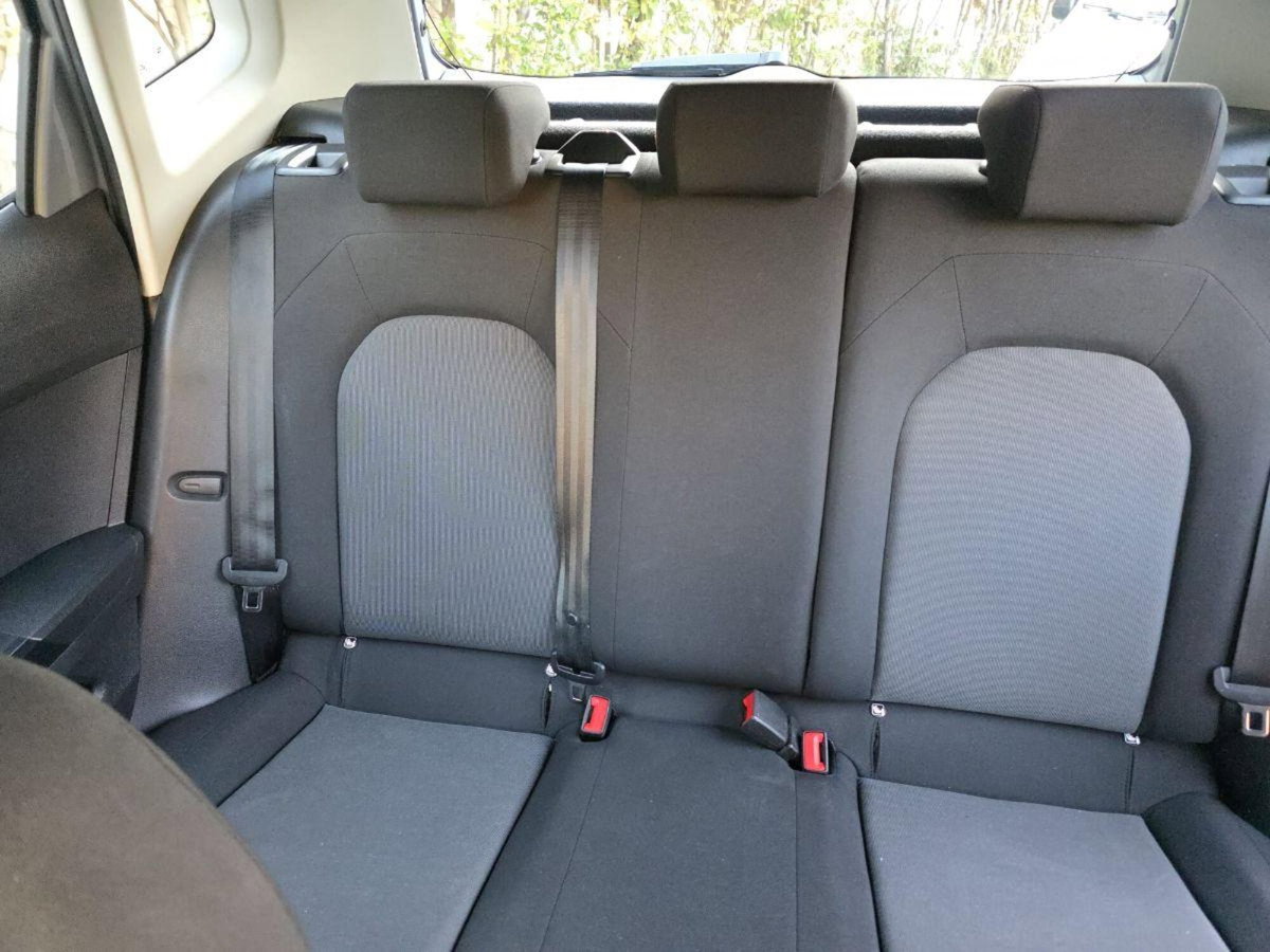 SEAT Arona 1.0 EcoTSI Reference (12)