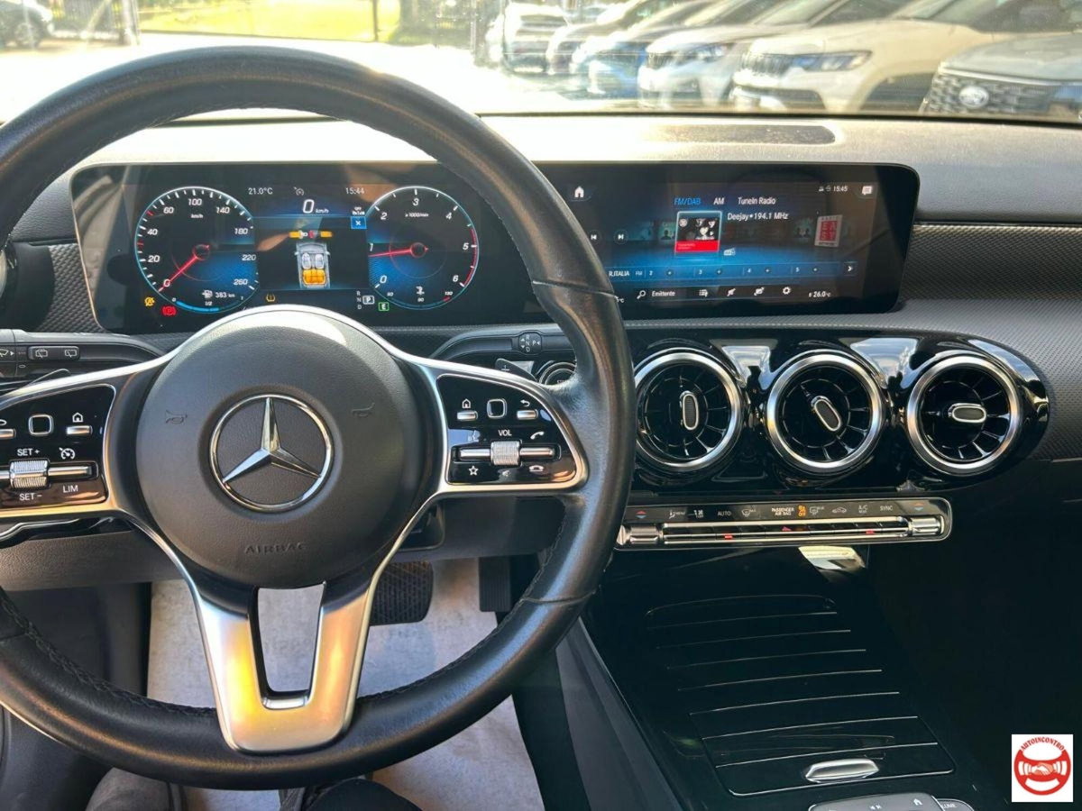 Mercedes-Benz Classe A 180 d Sport (17)