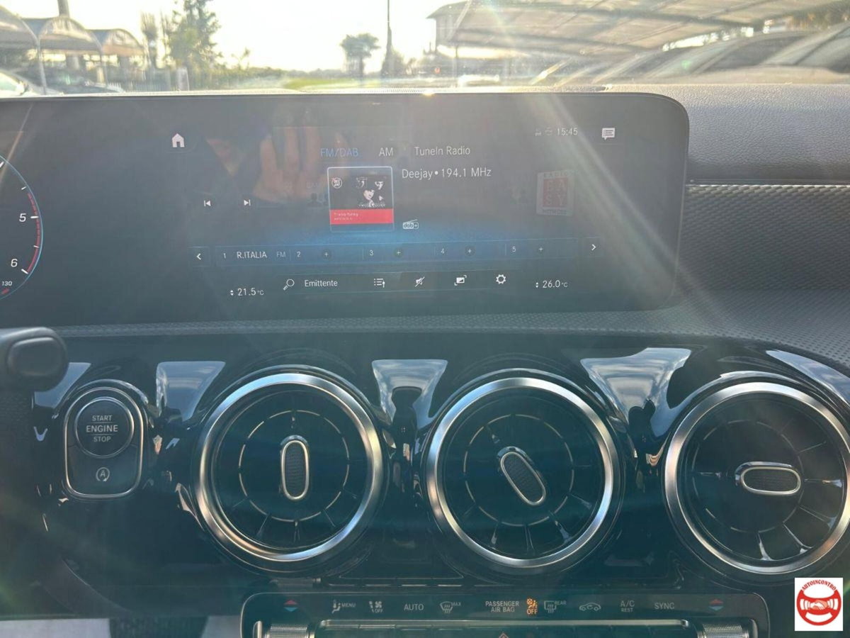 Mercedes-Benz Classe A 180 d Sport (18)