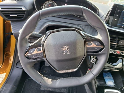 Peugeot 208 PureTech 100 Stop&Start EAT8 5 porte Allure Navi Pack (10)