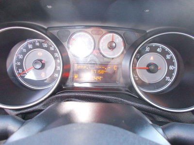Fiat Punto 1.4 8V 5 porte Natural Power Street (9)