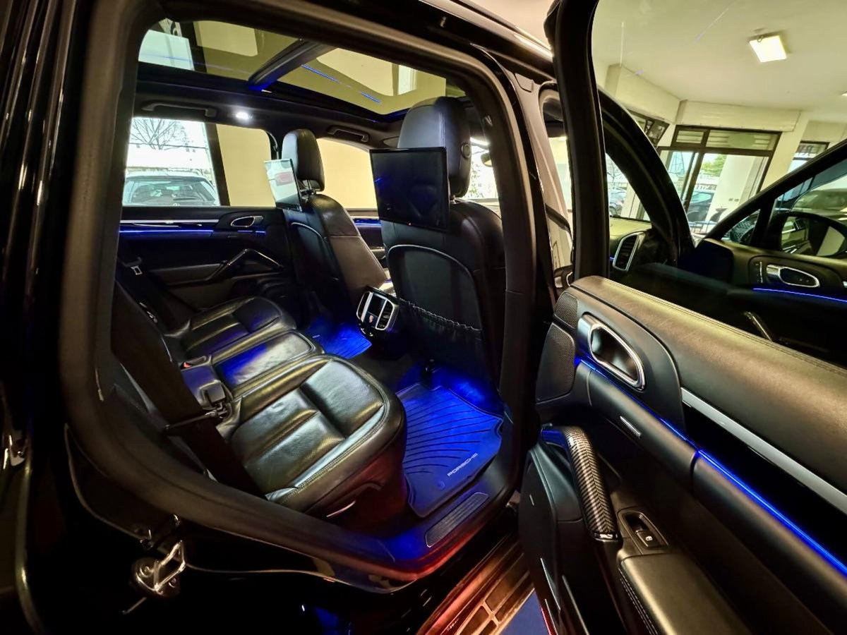 Porsche Cayenne 3.0 Diesel (10)