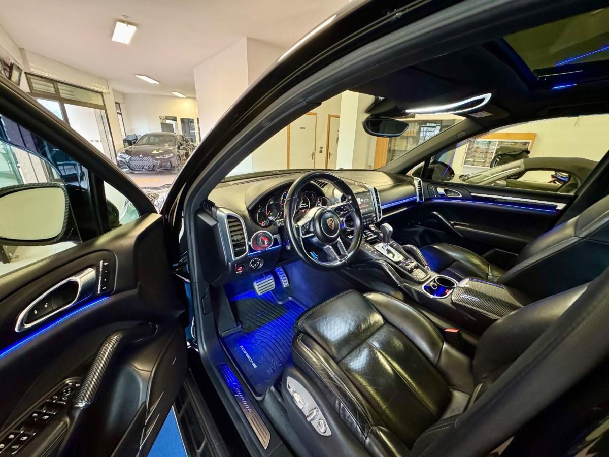 Porsche Cayenne 3.0 Diesel (14)