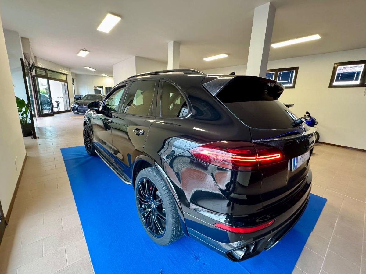 Porsche Cayenne 3.0 Diesel (3)