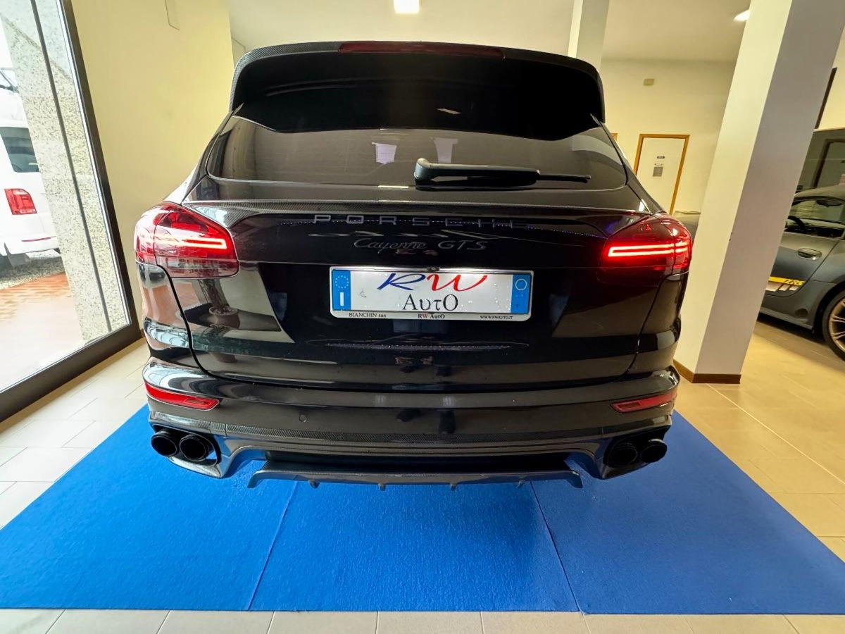 Porsche Cayenne 3.0 Diesel (5)