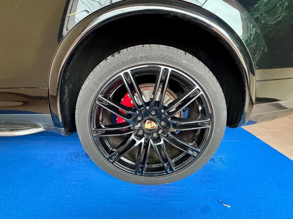 Porsche Cayenne 3.0 Diesel (7)