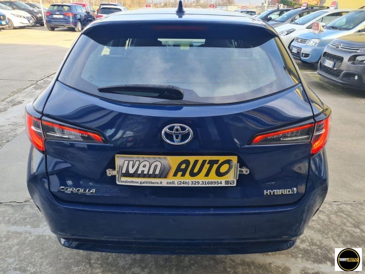 Toyota Corolla 1.8 Hybrid Active (7)