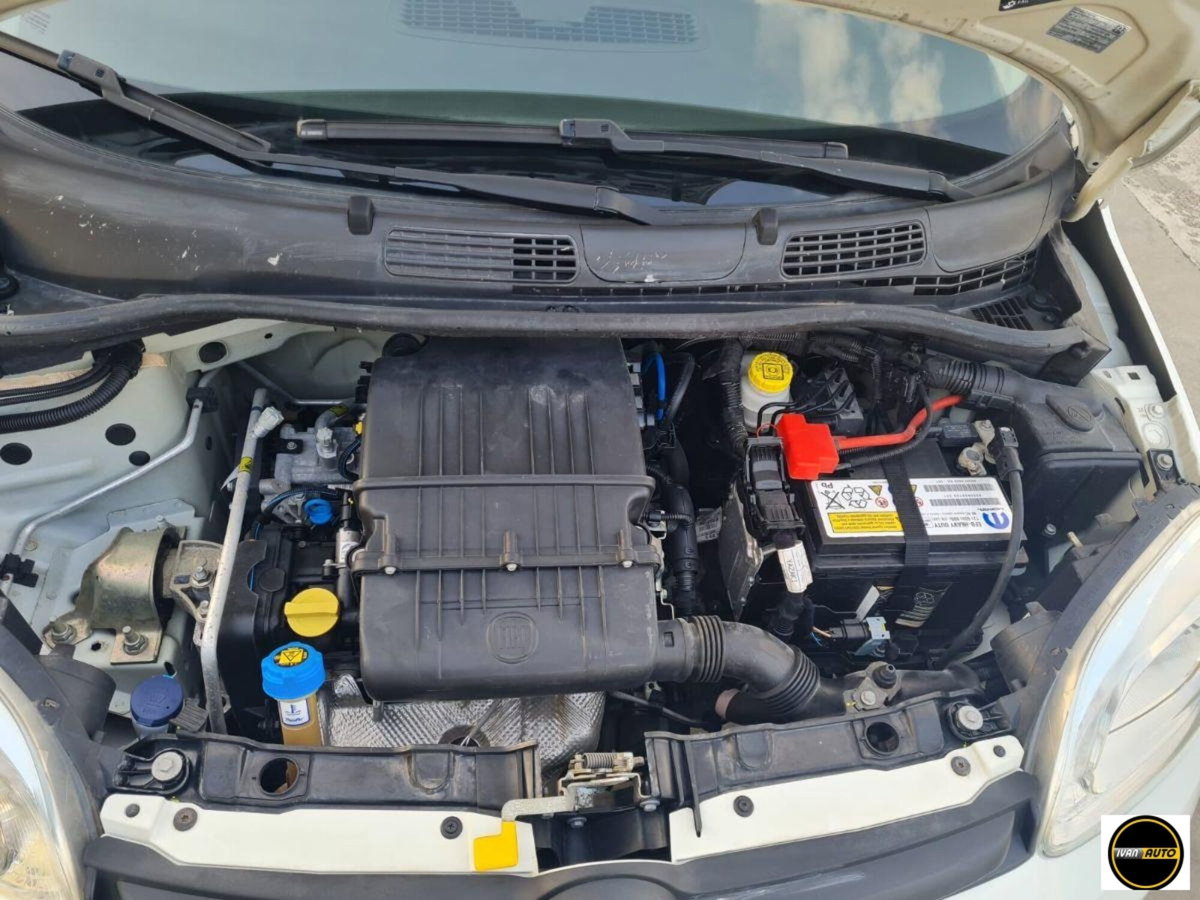 Fiat Panda 1.2 Connected by Wind (19)
