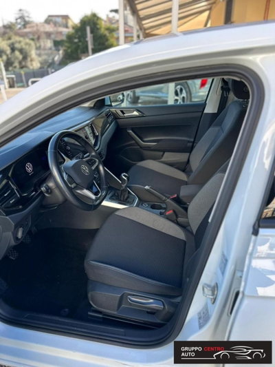 Volkswagen Polo 1.0 tsi Life 95cv (10)
