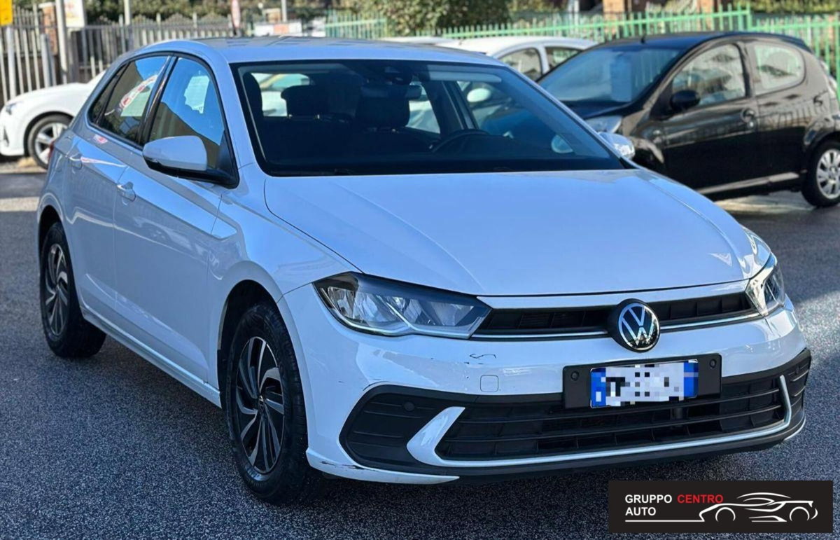 Volkswagen Polo 1.0 tsi Life 95cv (2)