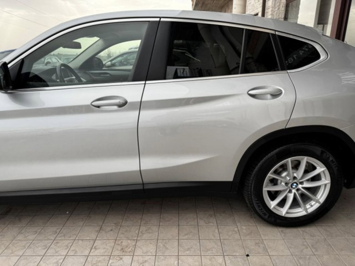 BMW X4 xDrive20d Business Advantage (10)