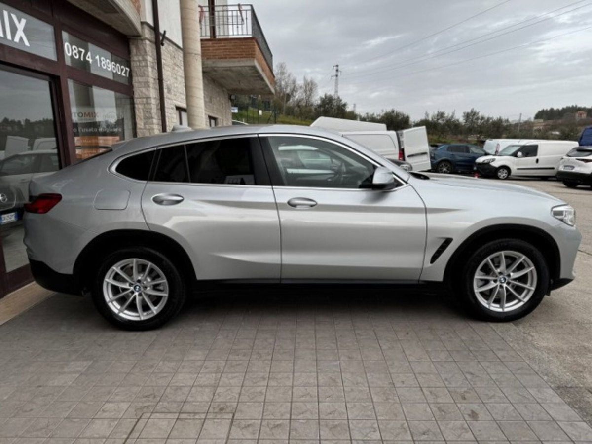 BMW X4 xDrive20d Business Advantage (12)