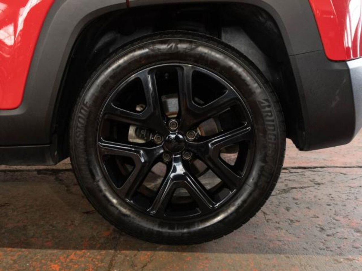 Jeep Renegade 1.6 Mjt 120 CV Limited (7)