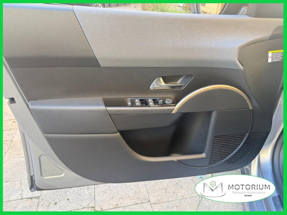 Lancia Ypsilon 1.2 mhev Edizione Limitata Cassina e-dct (16)