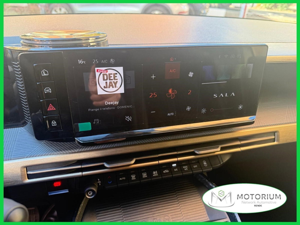 Lancia Ypsilon 1.2 mhev Edizione Limitata Cassina e-dct (9)
