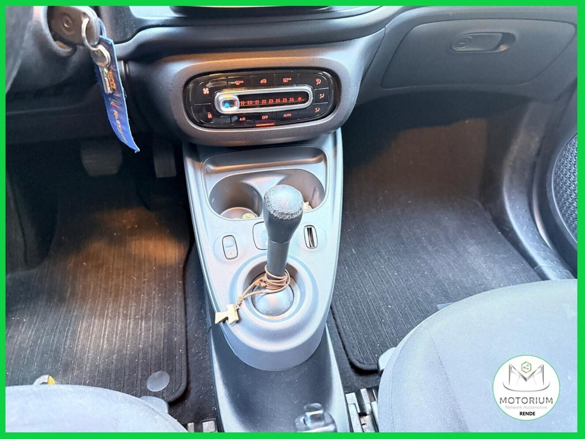 smart forfour forfour 70 1.0 twinamic Youngster (15)