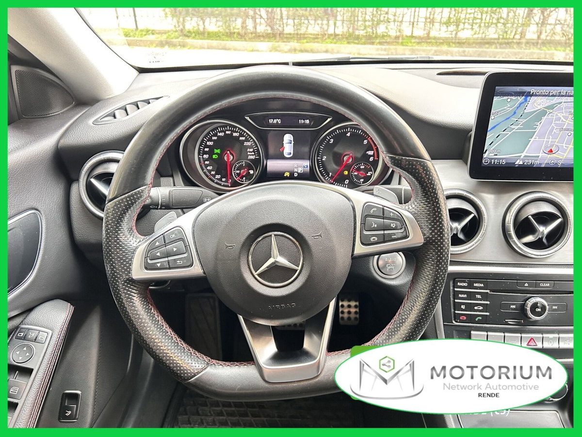 Mercedes-Benz CLA 200 d 4Matic Automatic Premium (11)