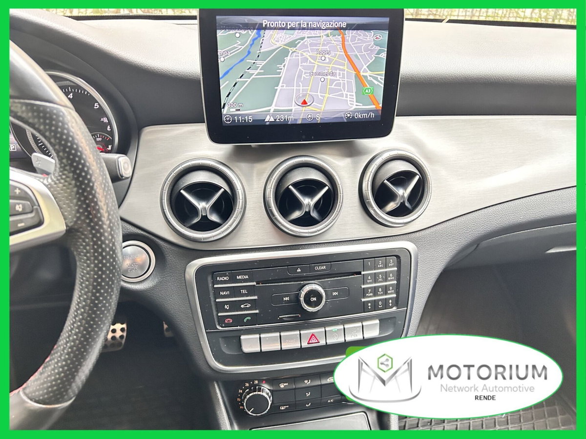 Mercedes-Benz CLA 200 d 4Matic Automatic Premium (12)