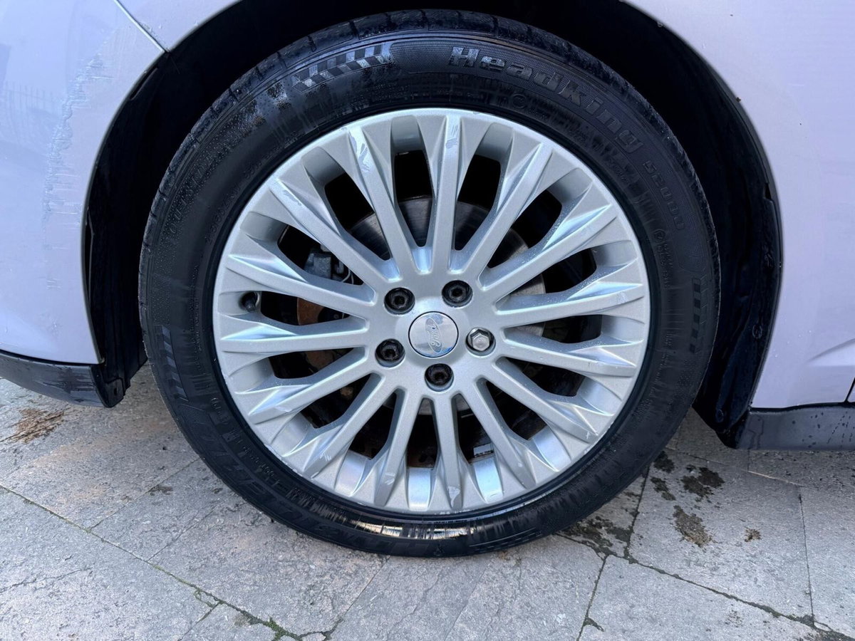 Ford C-Max 1.6 TDCi 115CV Titanium (9)