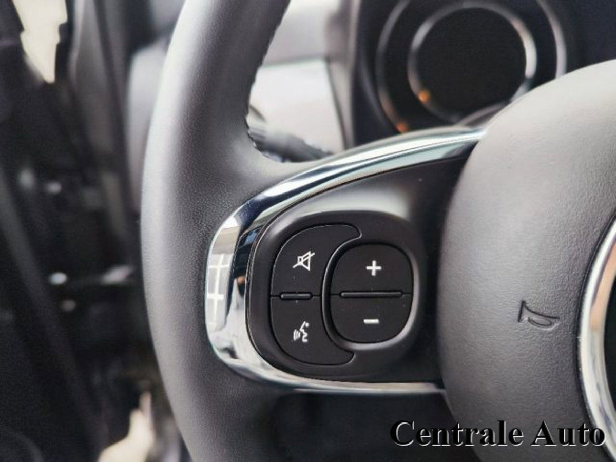 Fiat 500 1.0 Hybrid Lounge (13)