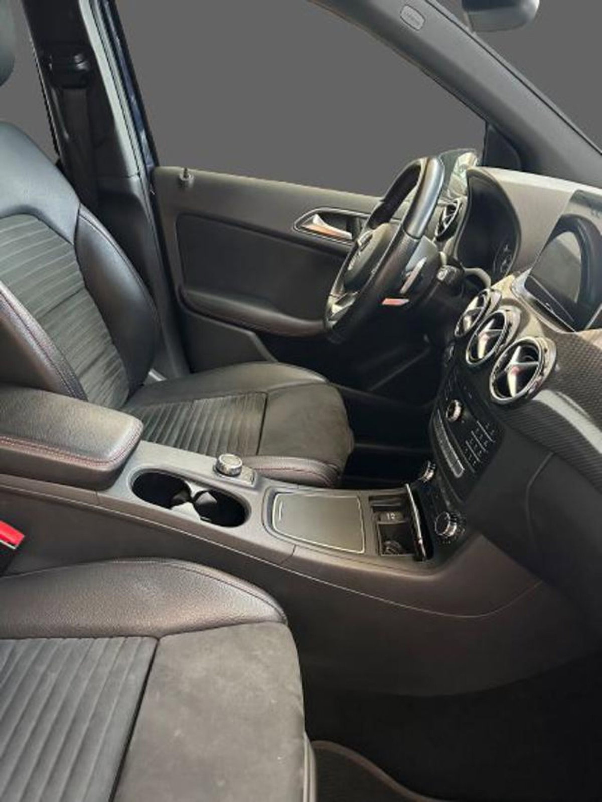 Mercedes-Benz Classe B 180 d Automatic Premium (2)
